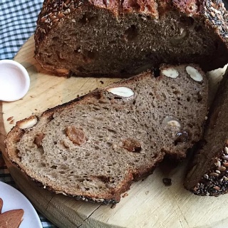 Pain fruitier de la Boulangerie Noé (Les  milles 13)